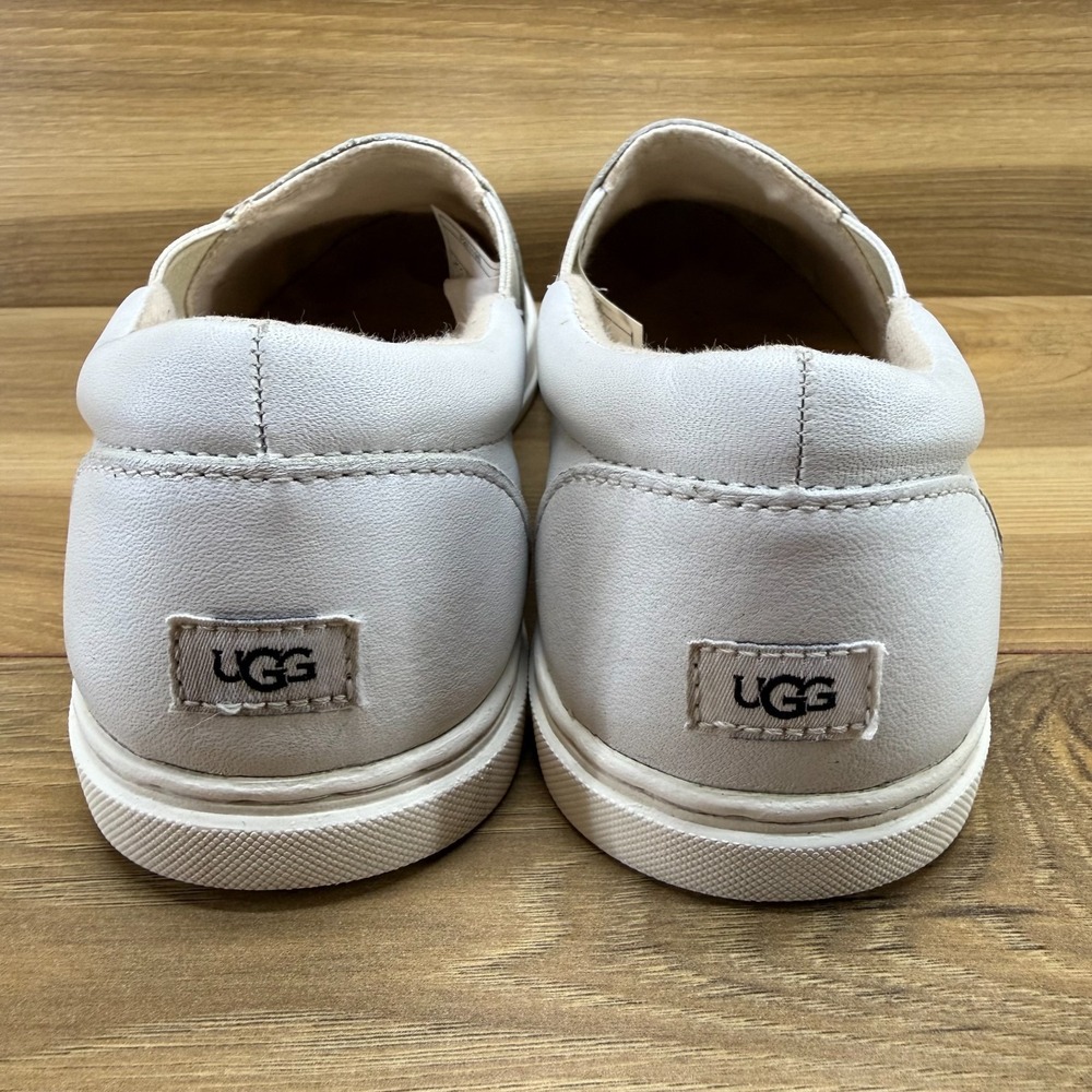 UGG‎ Kitlyn Leather Sneakers Womens 8 White Low Top Slip On flats Minimalist - Picture 7 of 11